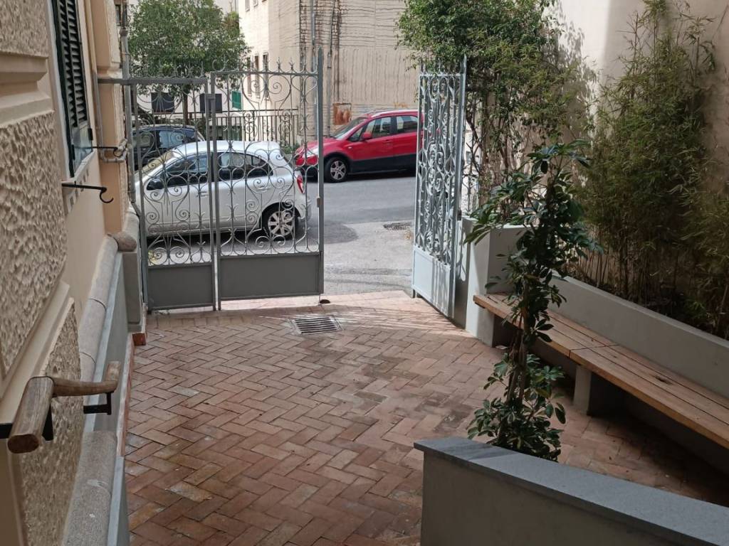 Appartamento a Salerno in Via Andrea Sabatini, 6 - Foto 3