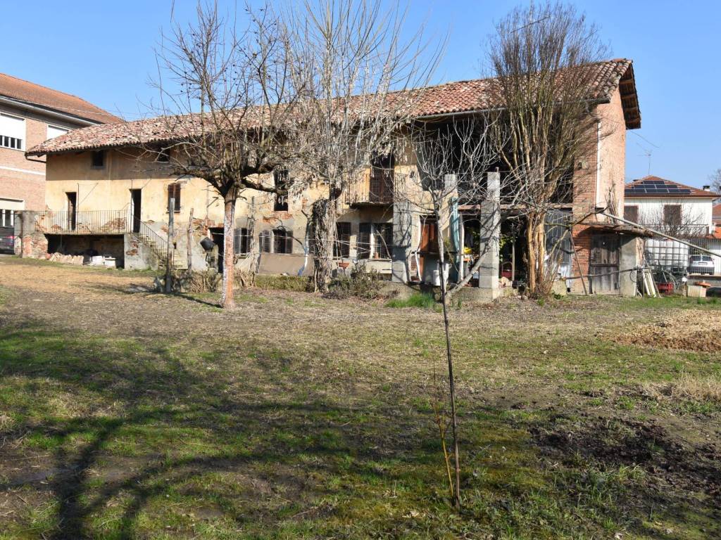 Rustico / casale a Isola d'asti in Via Riccardo Rocca - Foto 2
