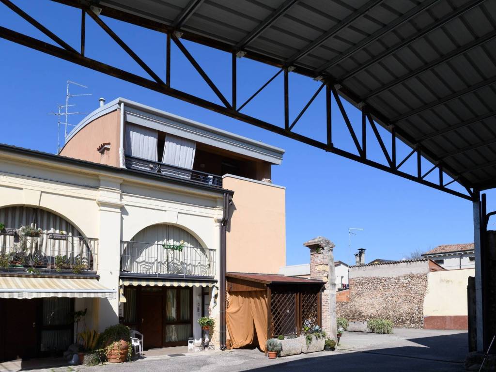 Appartamento a Villafranca di verona in Via Nino Bixio, 130 - Foto 3