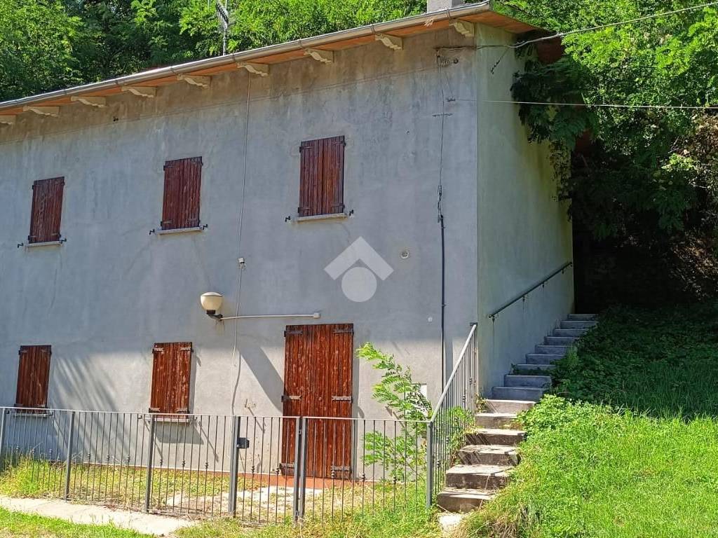 Casa indipendente a Toano in Strada Provinciale 95 - Foto 2