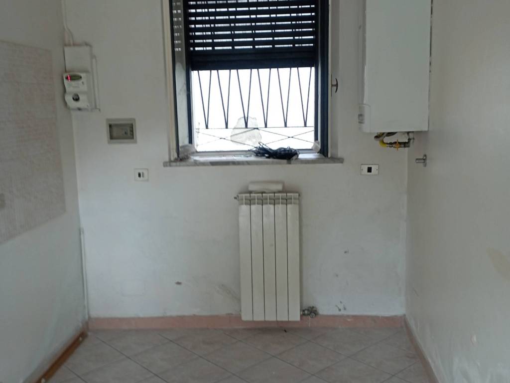 Appartamento a Cardano al campo in Via 20 Settembre - Foto 3