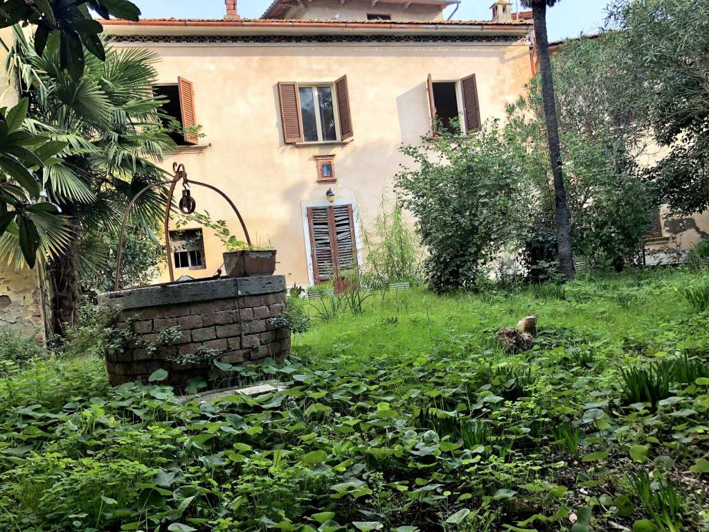 Palazzo / stabile a Sinalunga in Via Vittorio Veneto, 3 - Foto 3