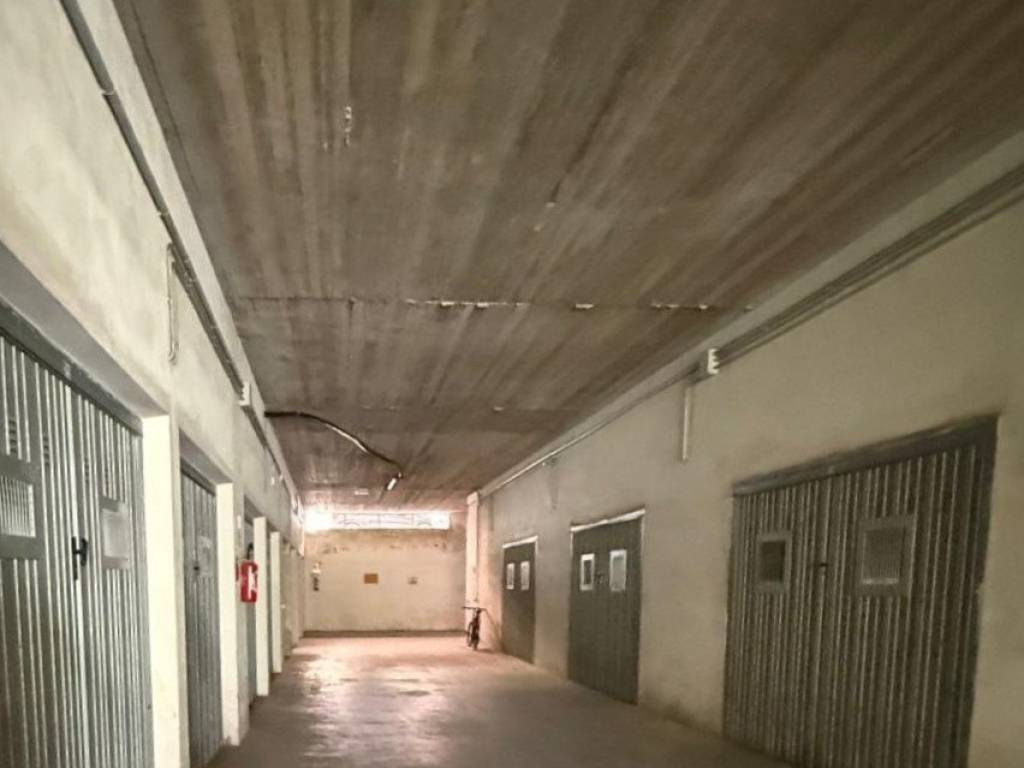 Box / garage a Fermo in Via Andreottino Girardi - Foto 2