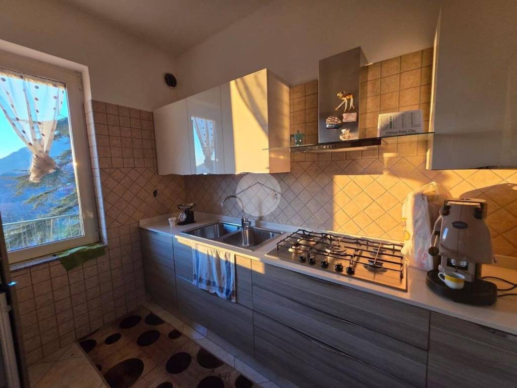 Villa a Montesarchio in Strada provinciale vitulanese - Foto 3