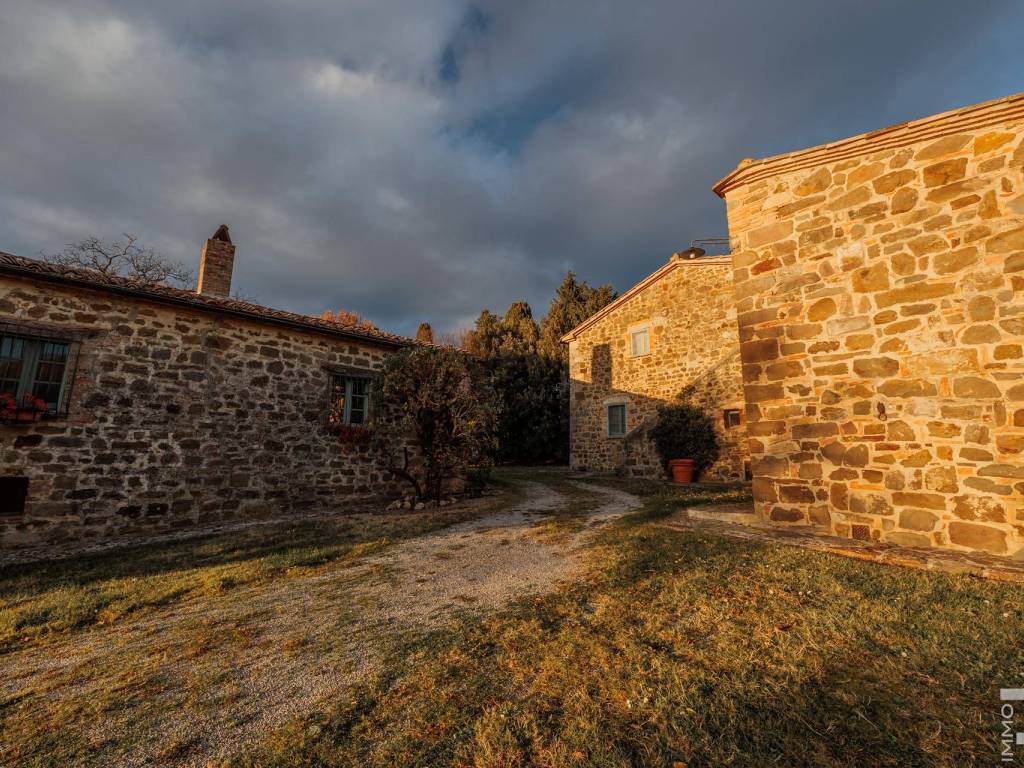 Villa a Sarteano in Strada della Foce e Fornace - Foto 5