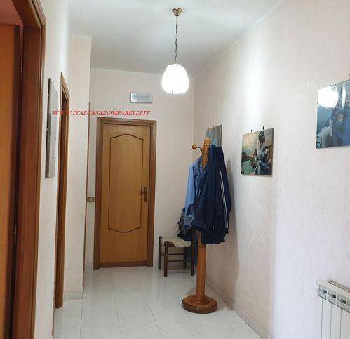 Appartamento a Cisterna di latina in Via Dei Lecci - Foto 4