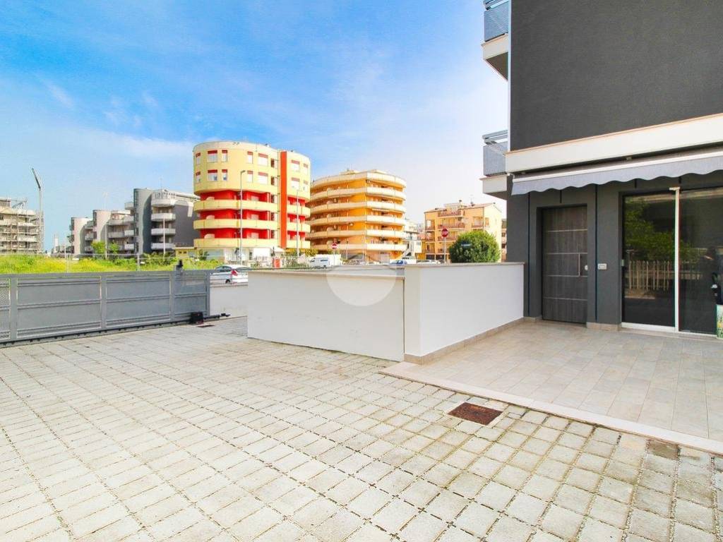 Appartamento a Alba adriatica in Via Merano, 10 - Foto 2