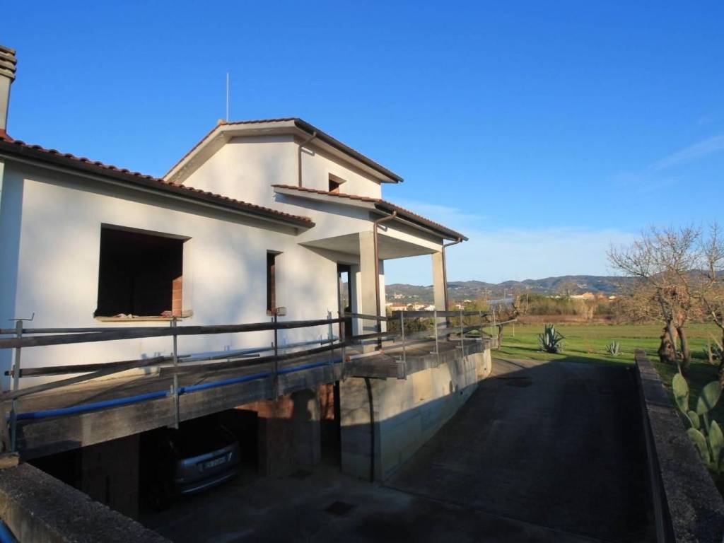 Villa a Larciano in Piazza Vittorio Veneto - Foto 5