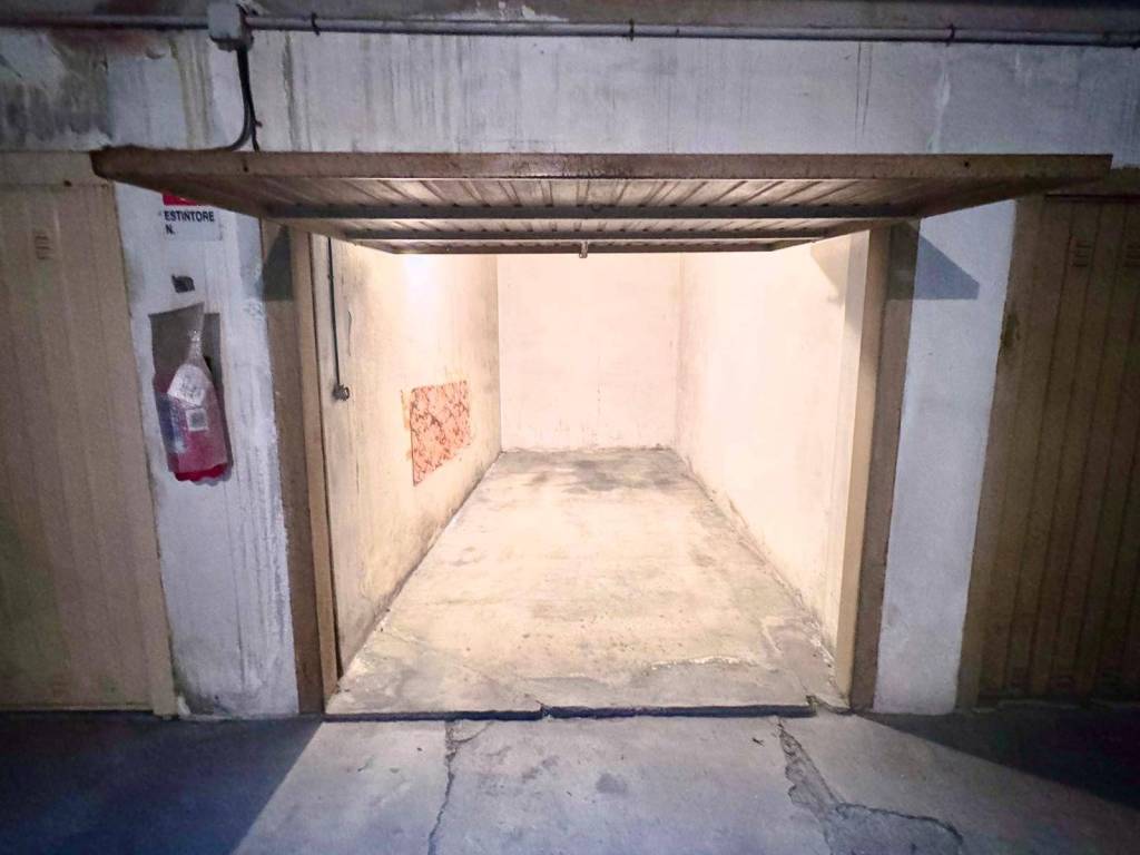 Box / garage a Piacenza in Via Genova - Foto 4