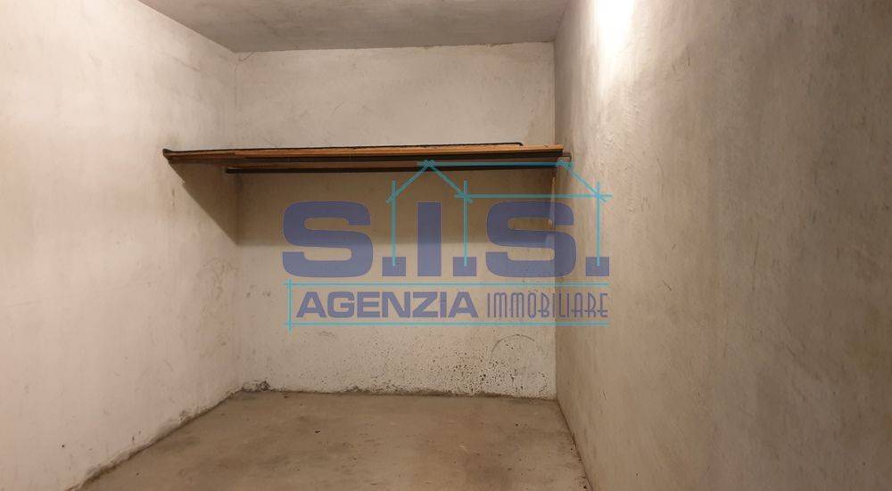 Box / garage a Cuneo in Via Beppe Fenoglio, 32 - Foto 4