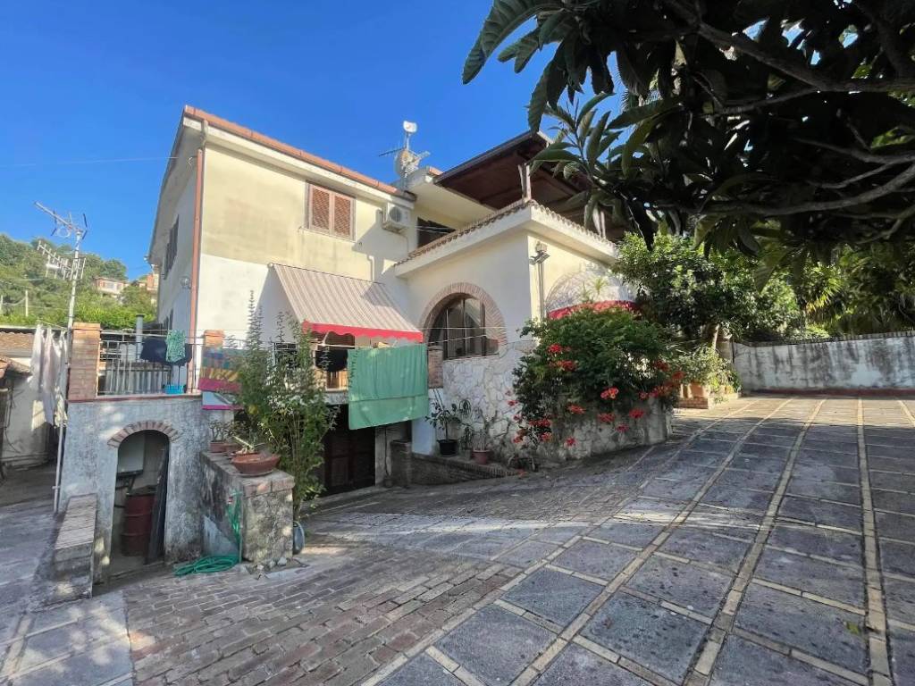 Villa a Torchiara in Strada Comunale Piscicolo - Foto 2