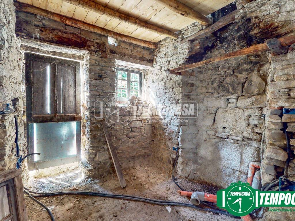 Casa indipendente a Cremolino in Via priarona 13 - Foto 2