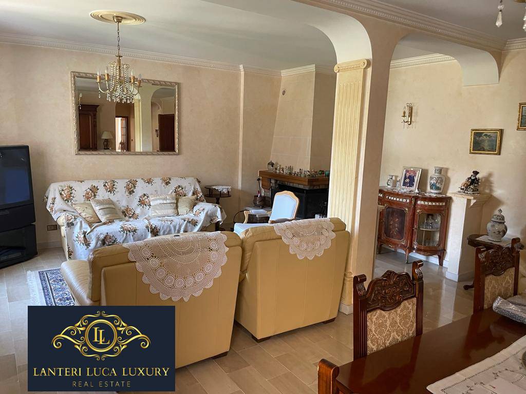 Villa a Ventimiglia in Via Edmondo De Amicis, 82 - Foto 3