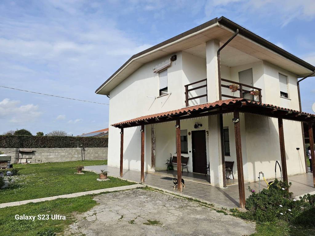 Villa a Latina in Strada Piscina Panzesi, 232 - Foto 3