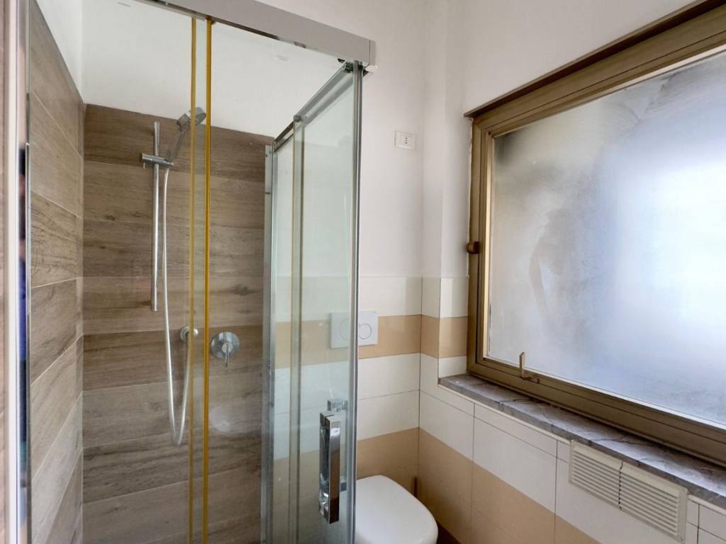 Appartamento a Follonica in Via Emilio Bicocchi - Foto 3