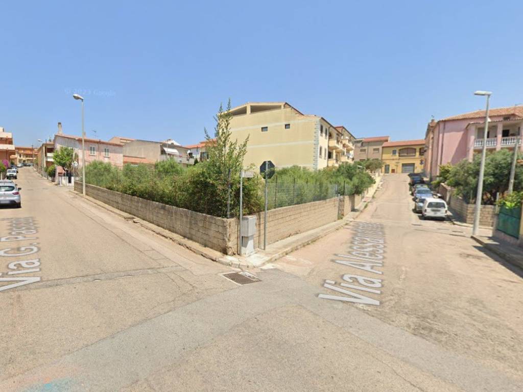 Terreno a Arzachena in Via Genova, 16 - Foto 2