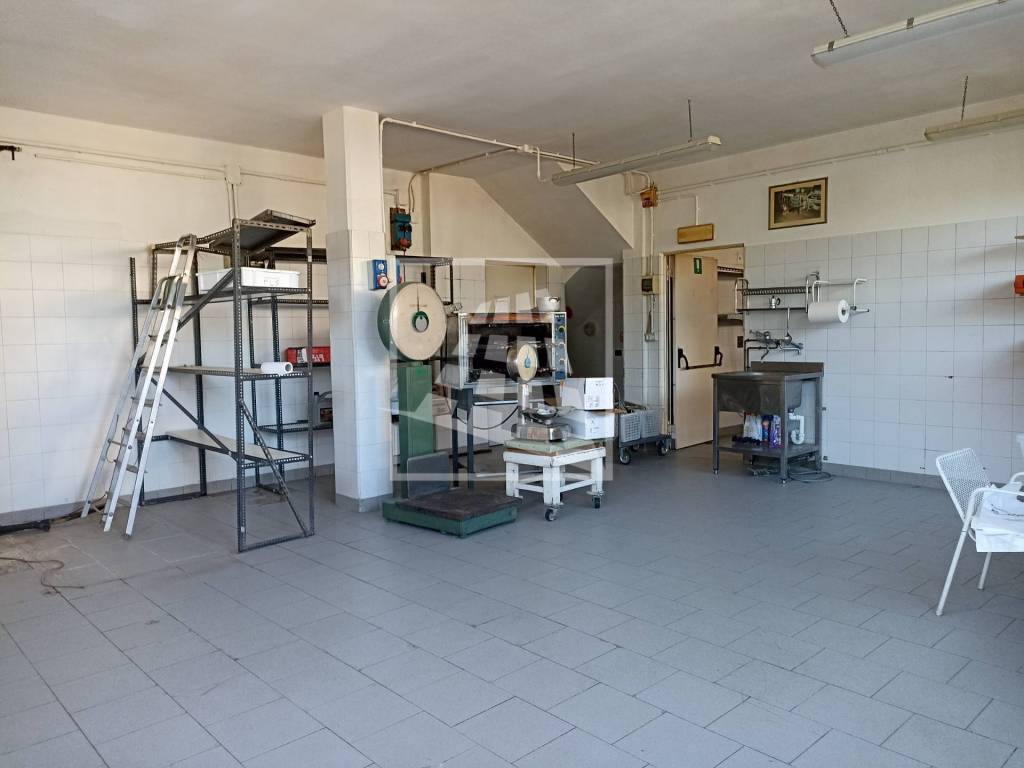 Immobile a Quattro castella in Via Giacomo Puccini, 6 - Foto 2