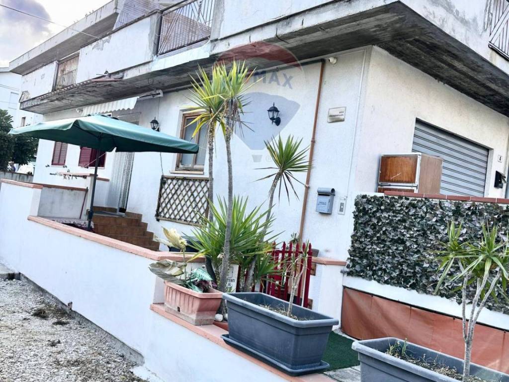 Appartamento a Pineto in Viale Della Resistenza, 31 - Foto 2