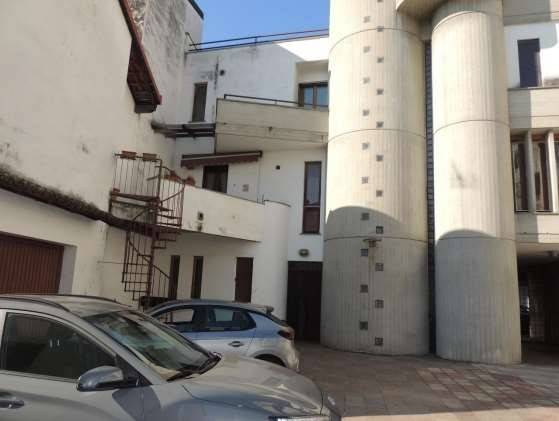 Casa indipendente a Vigevano in Via P.G.Biffignandi - Foto 2