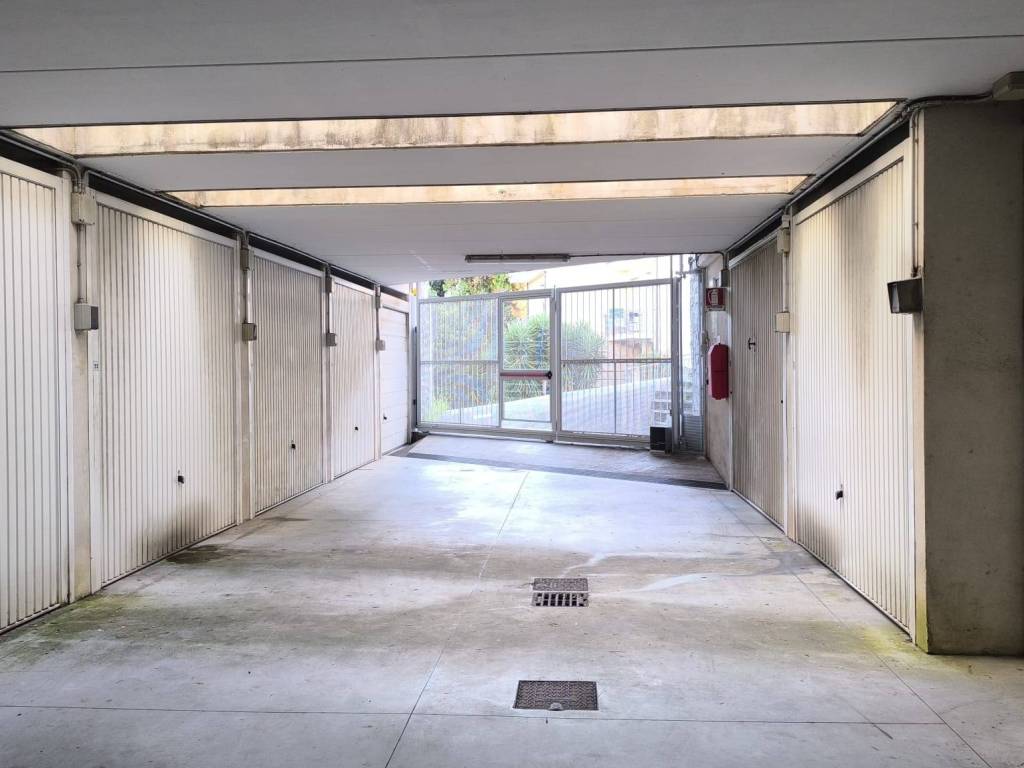 Box / garage a Cogoleto in Via Isorella, 2 - Foto 3
