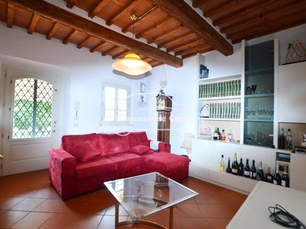 Villa a Porcari in Via Romana Ovest, - Foto 2