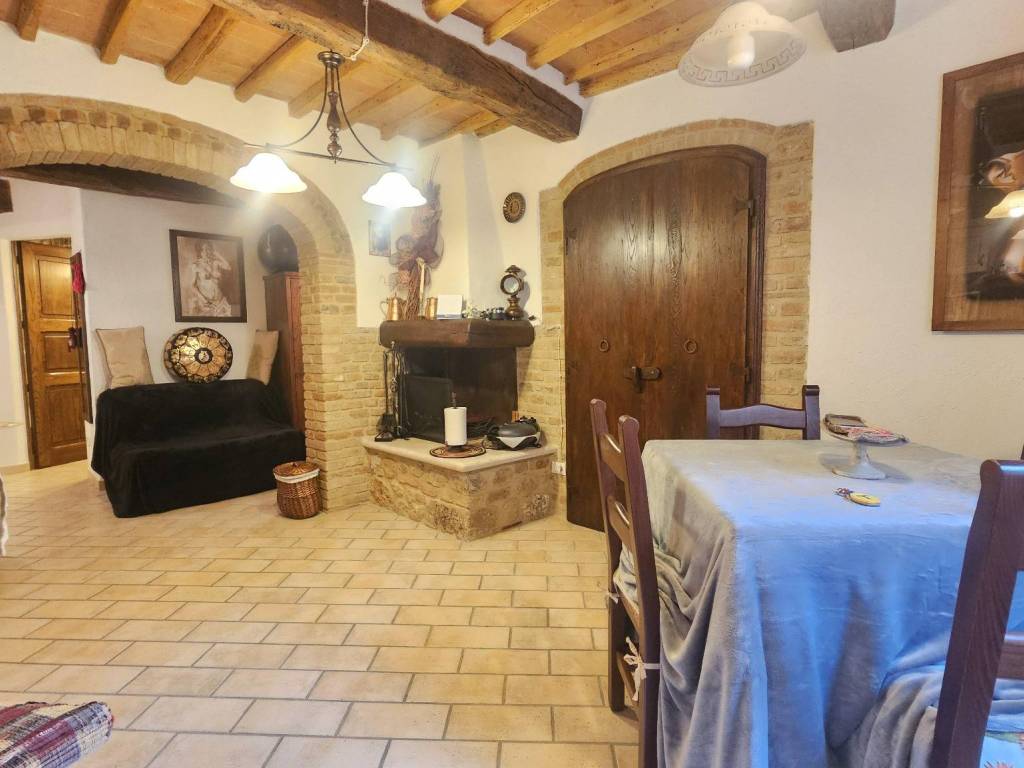 Appartamento a San gimignano in Via San Matteo, 84 - Foto 2