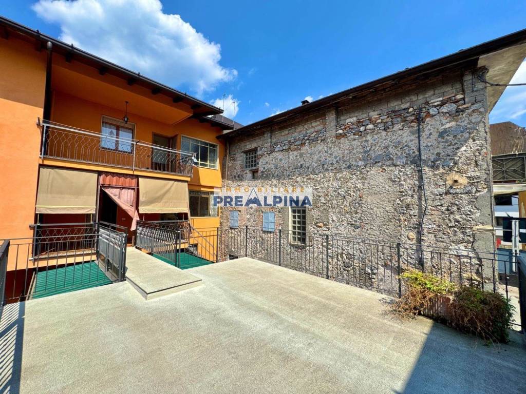 Casa indipendente a Casnigo in Via G. Garibaldi, 3 - Foto 3
