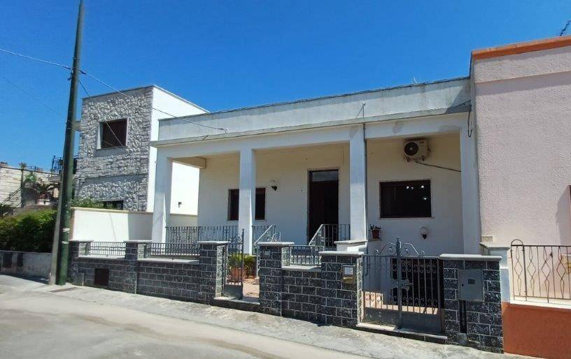 Villa a Castrignano del capo in Via Rudiae, 24 - Foto 2