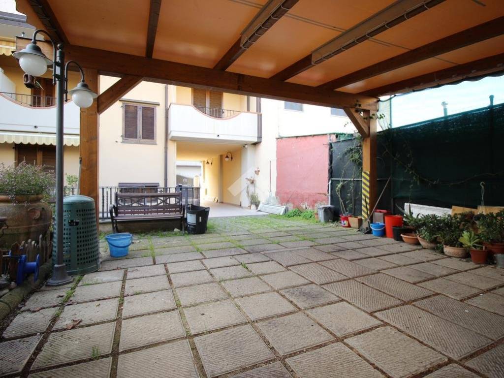 Casa indipendente a Prato in Via Argonne - Foto 4