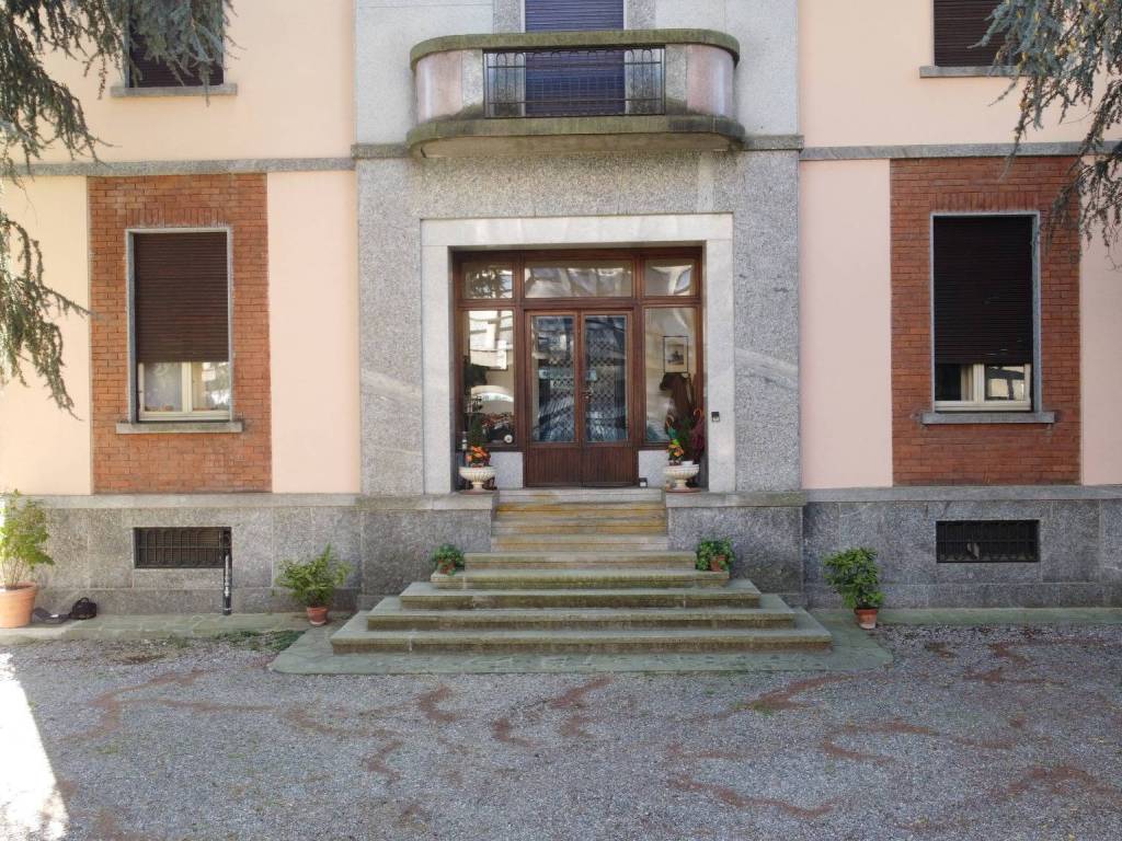 Villa a Cantù in Via Ariberto da Intimiano - Foto 4