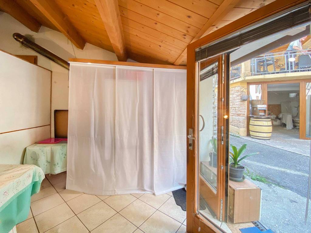 Appartamento a Fumane in Via Bartolomeo Bacilieri - Foto 5