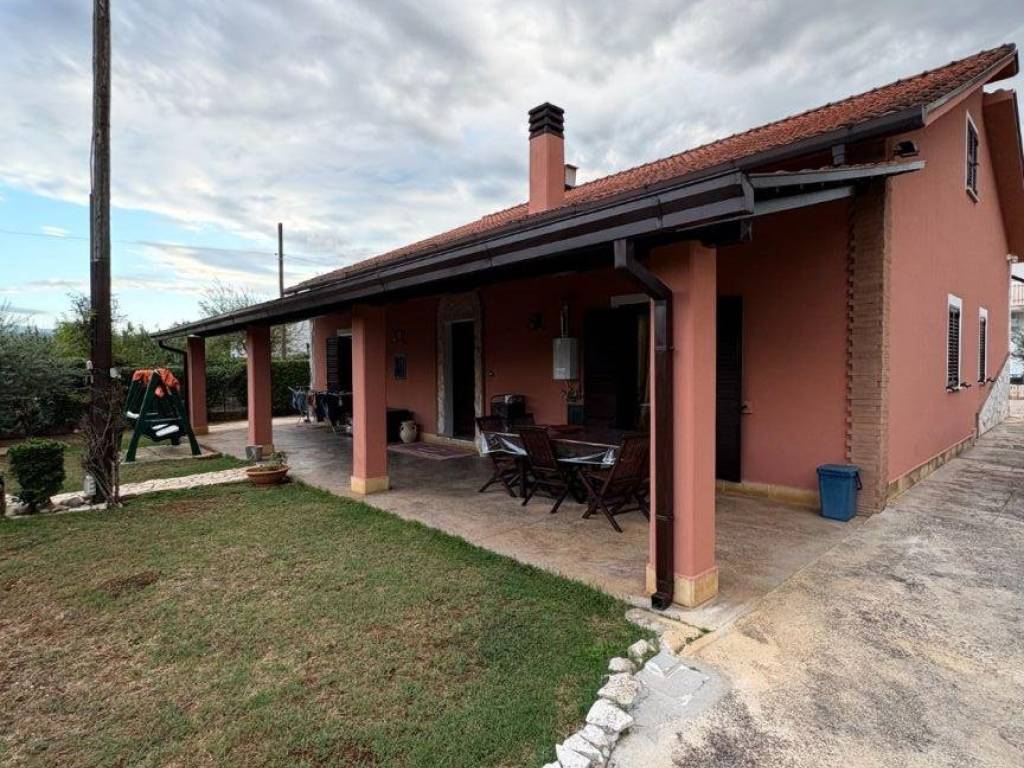 Villa a Roccasecca in Via Panniglia 1, 45 - Foto 2
