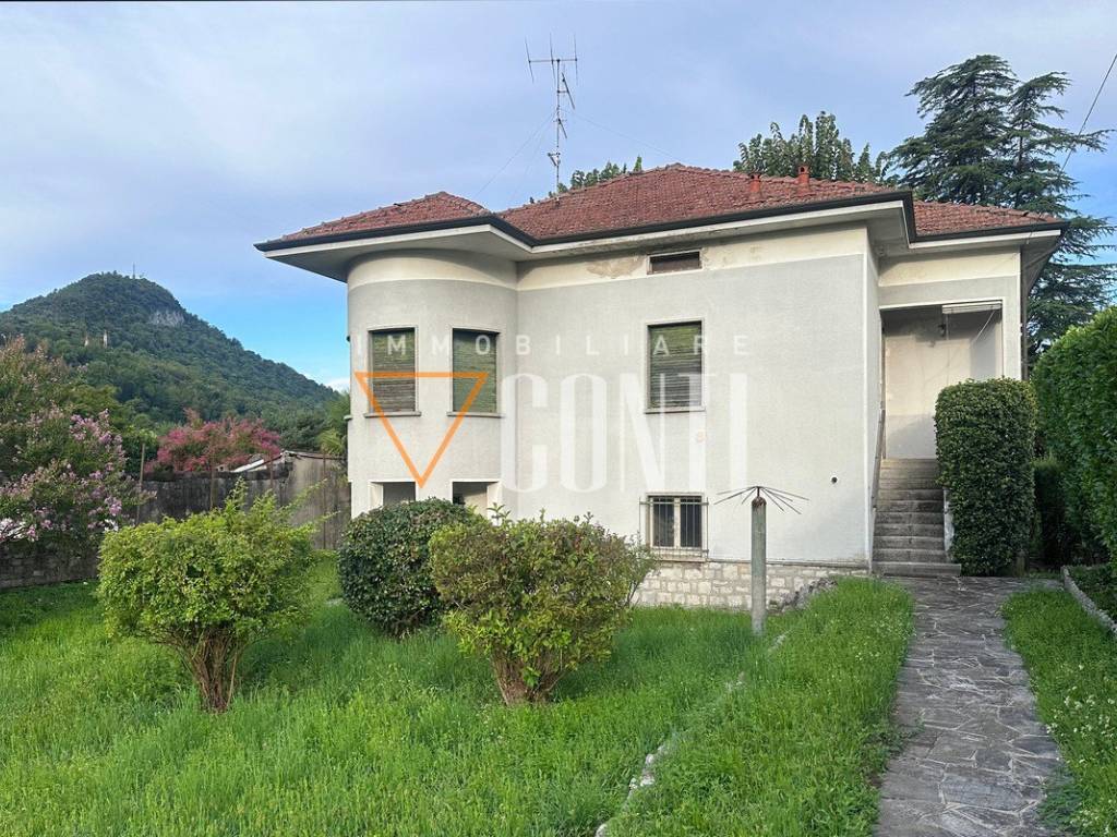 Villa a Cittiglio in Via Roma, 68 - Foto 2