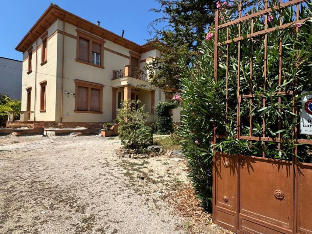 Villa a Avezzano in Via Sabotino - Foto 2