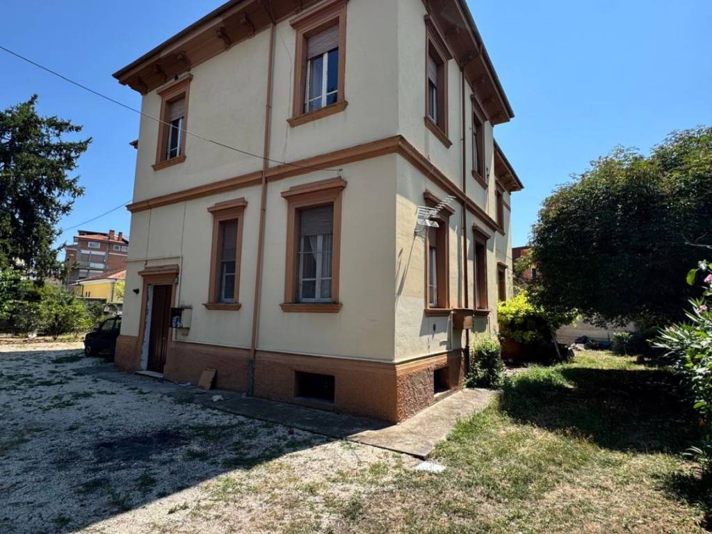 Villa a Avezzano in Via Sabotino - Foto 3