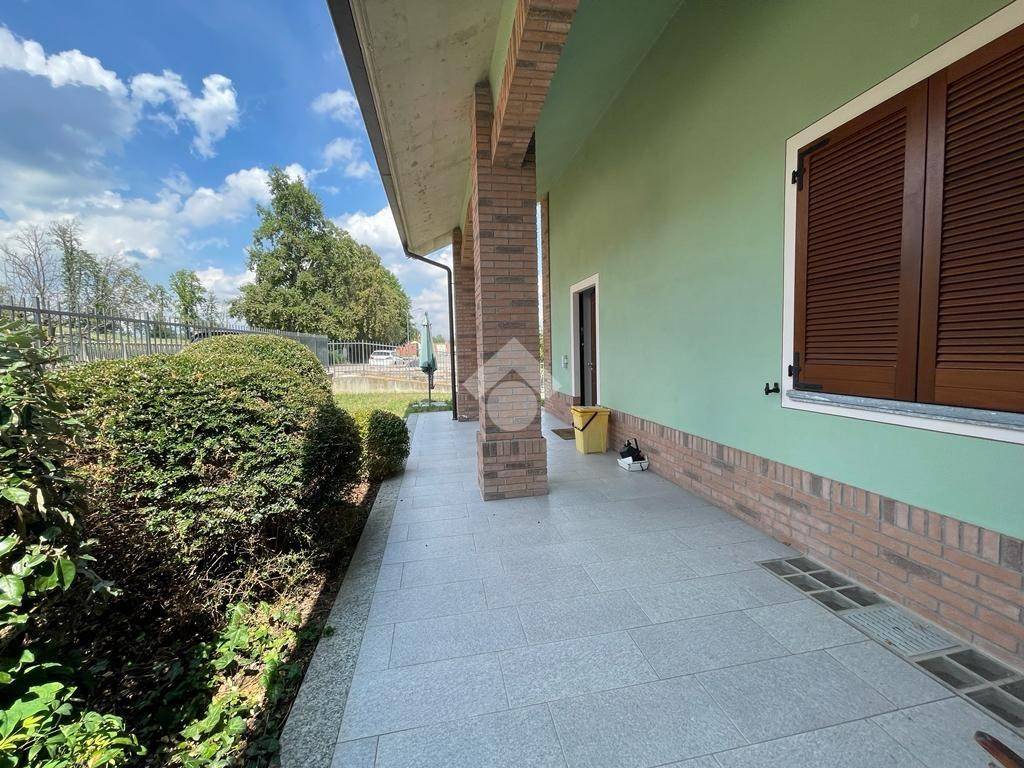 Villa a Roatto in Via S. Michele, 3 - Foto 2