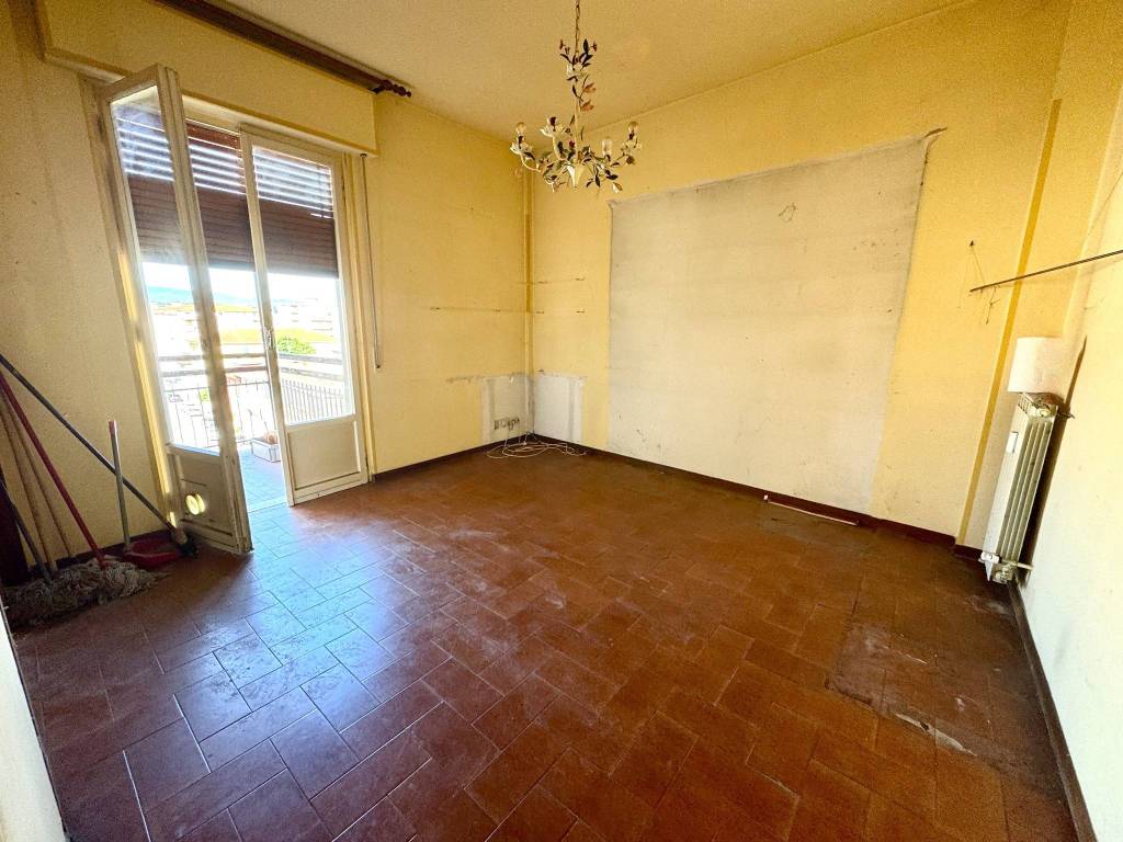 Appartamento a Montevarchi in Viale Armando Diaz - Foto 3