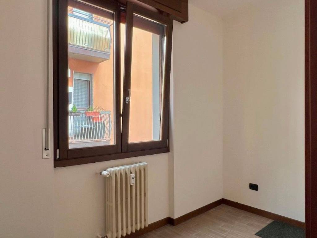 Appartamento a Sondrio in Via Enrico Toti - Foto 4