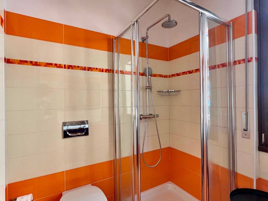 Appartamento a Sondrio in Via Enrico Toti - Foto 5