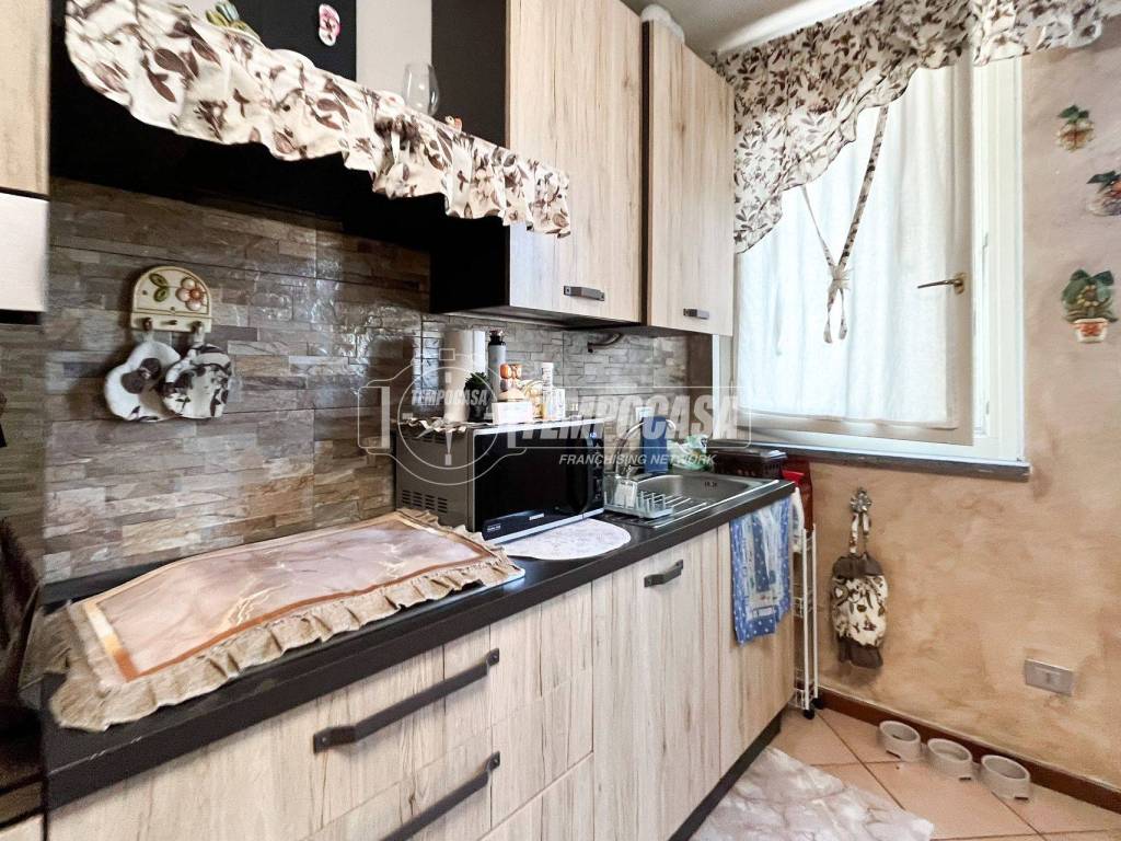 Appartamento a Comazzo in Via Roma 21 - Foto 3