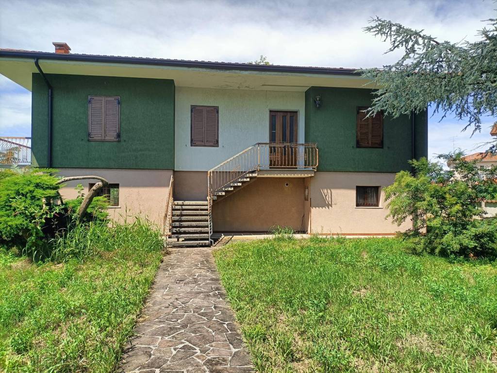 Villa a Gradisca d'isonzo in Via C. De Comelli - Foto 3