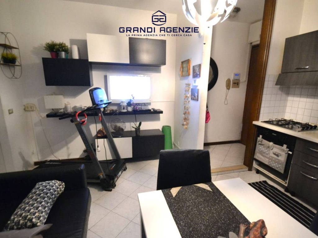 Appartamento a Parma in Via Caduti di Montelungo - Foto 3