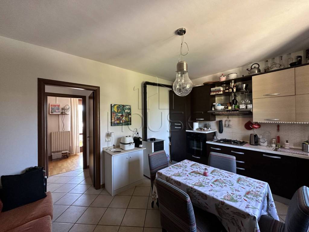 Appartamento a Città di castello in Strada Provinciale 104 di Morra - Foto 2