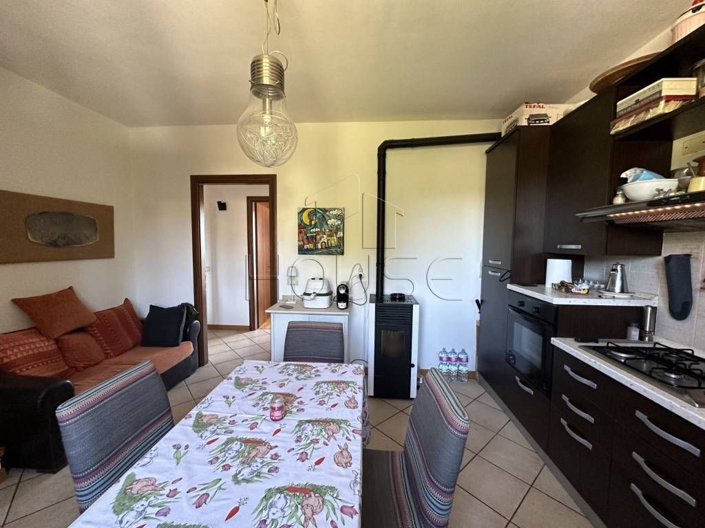 Appartamento a Città di castello in Strada Provinciale 104 di Morra - Foto 4