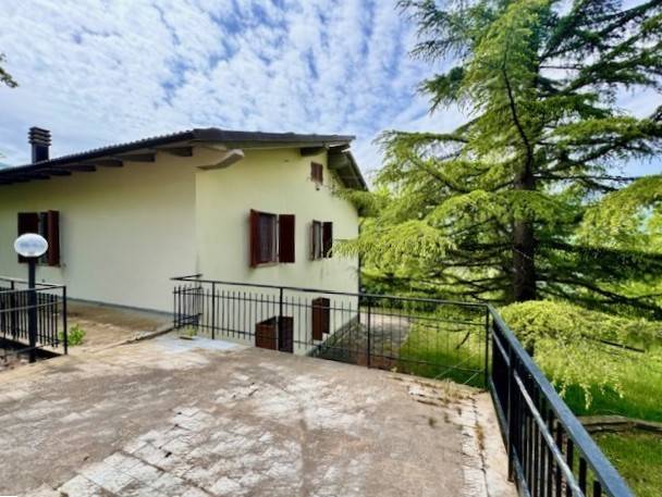 Villa a Camugnano in Località Tavolette - Foto 2