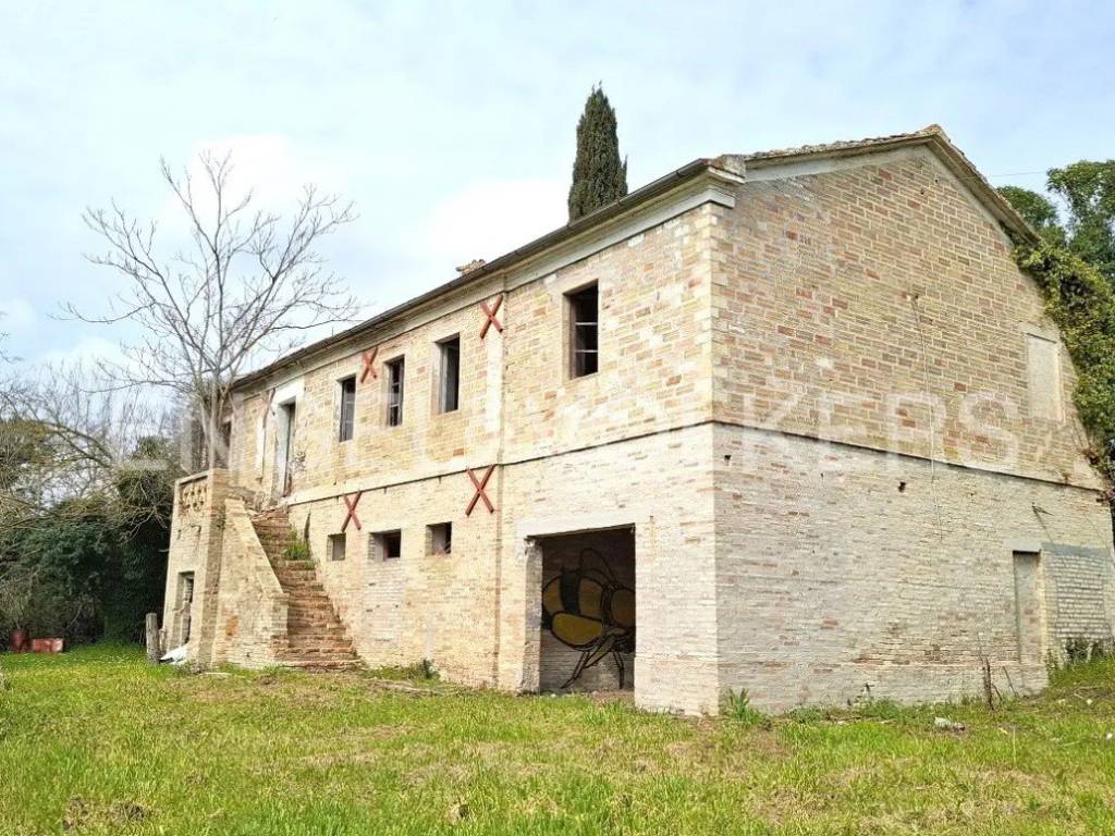 Rustico / casale a Recanati in Contrada Montefiore - Foto 2