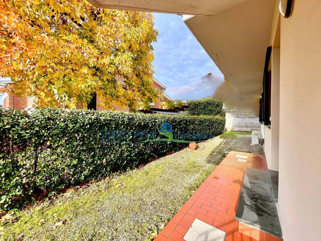 Appartamento a Monsummano terme in Via Luciano Manara - Foto 2
