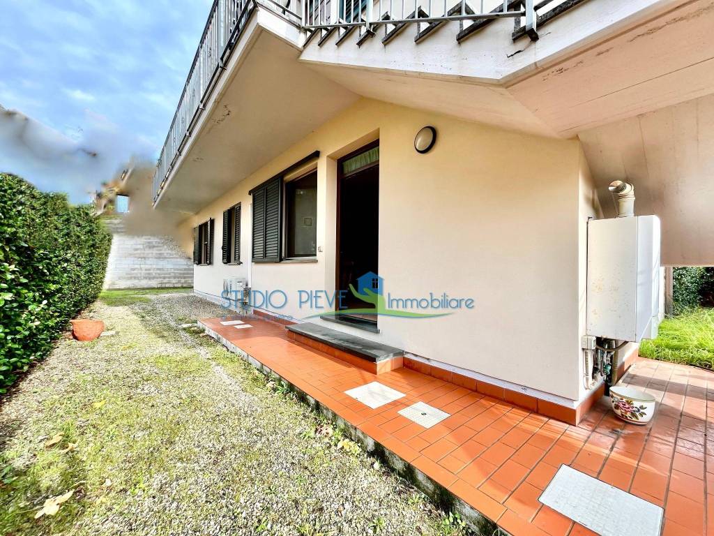 Appartamento a Monsummano terme in Via Luciano Manara - Foto 3