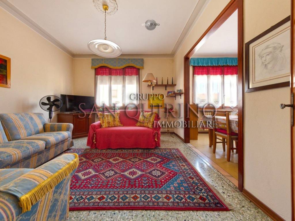 Villa a Guastalla in VIA SAN CARLO BORROMEO, 11 - Foto 4