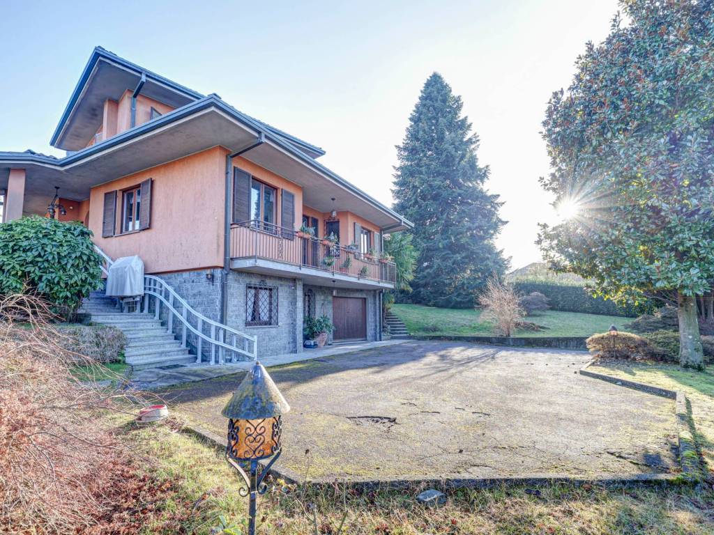 Villa a Cadrezzate con osmate in via Guglielmo Marconi, 40 - Foto 3